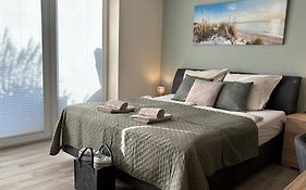 Kleine Auszeit -- inklusive Parkplatz&WiFi, Geschirrspüler, Waschmaschine&Terrasse mit Strandkorb -- Perfekt für Urlaub&Business